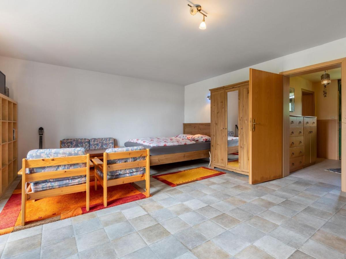 Snug Holiday Home in Divitz Spoldershagen near Skydiving Exterior foto